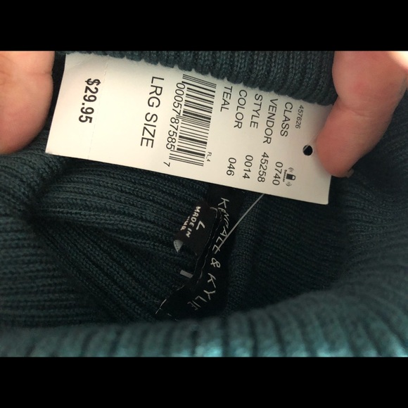 PacSun Kendall & Kylie Turtleneck! - Picture 2 of 2